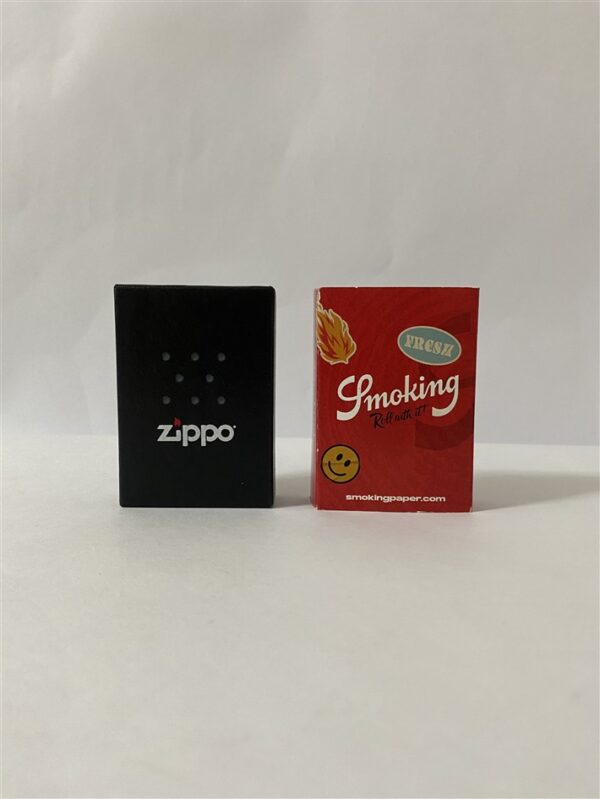 zippo-smoking