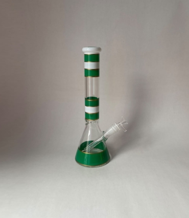 bong_green_and_white
